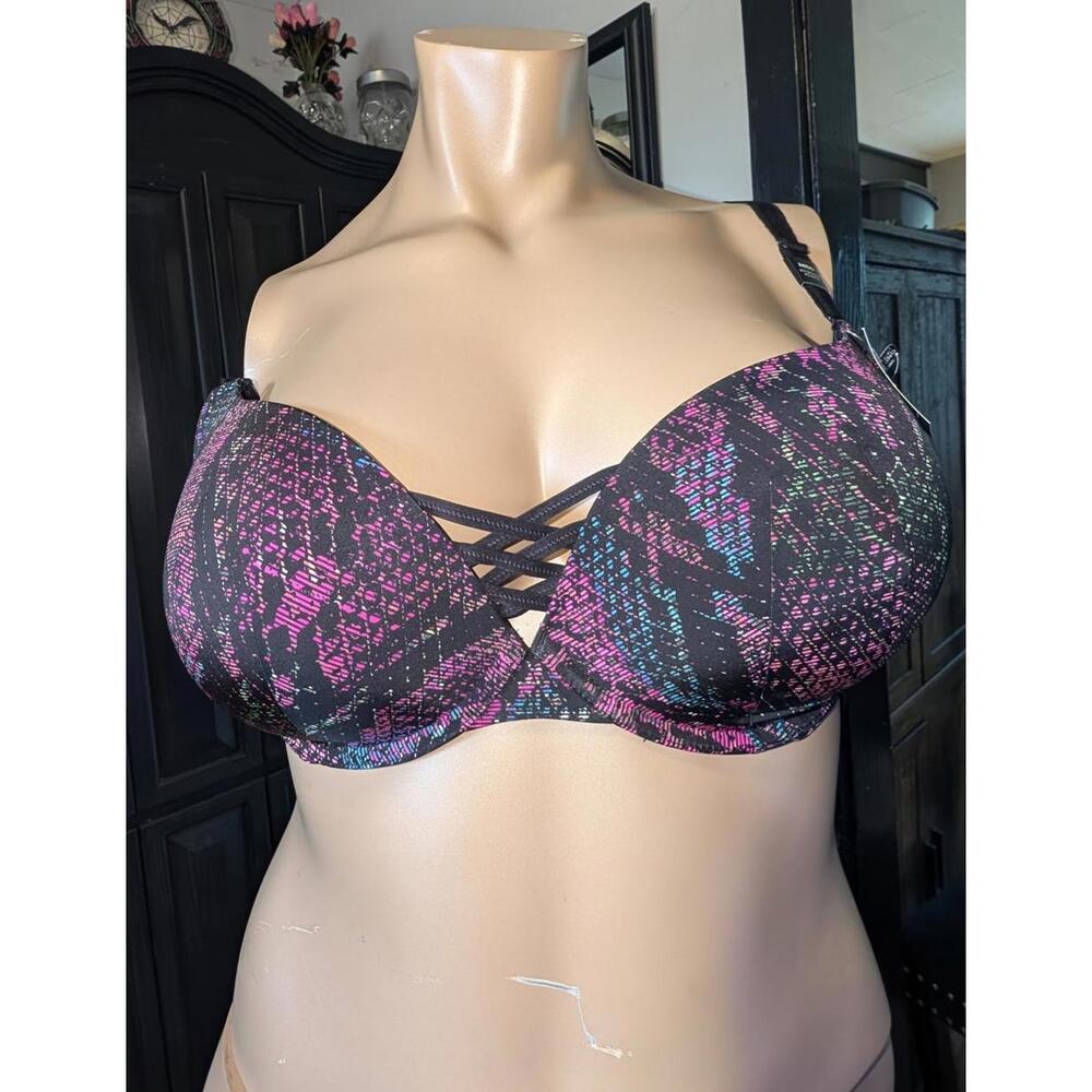 Torrid 360° Back Smoothing XO Boost Plunge Bra – Size 38DD | Neon Snake Print